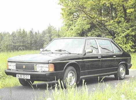 Menšími úpravami prešiel aj motor 3.5 V8.