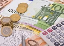 investovanie, euro, mince, graf, kalkulačka