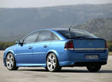 Tesne pred smrťou mala Vectra OPC až 206 kW
(280 k).