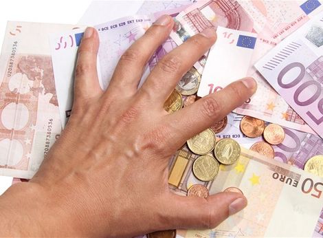 peniaze, euro, eurá, bankovky, mince, úver, hypotéka, splátka