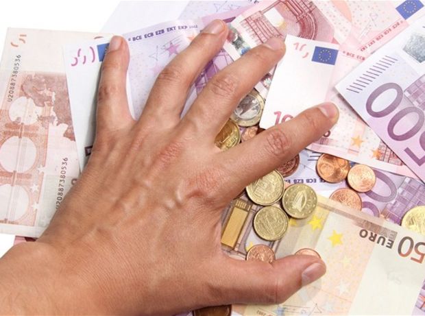 peniaze, euro, eurá, bankovky, mince, úver, hypotéka, splátka
