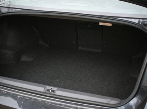 Batožinový priestor má objem 486 l.