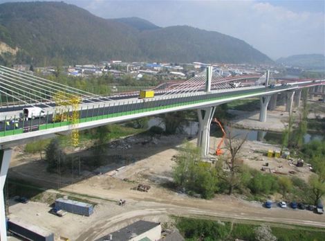 diaľnica, most, považská bystrica