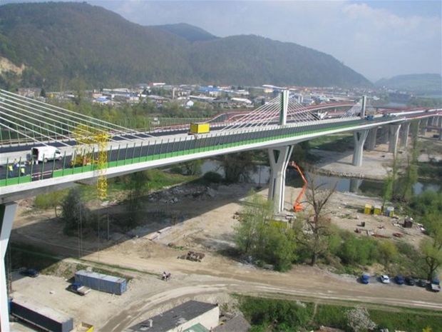 diaľnica, most, považská bystrica