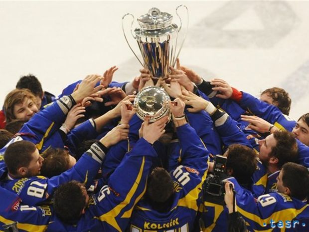 hokej Piešťany trofej