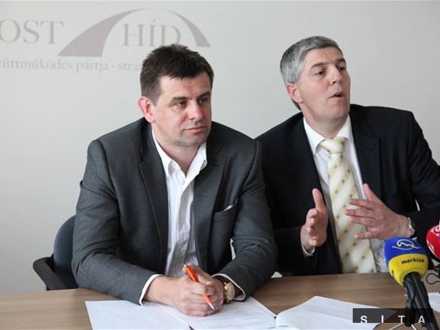 Most-Híd, László Solymos