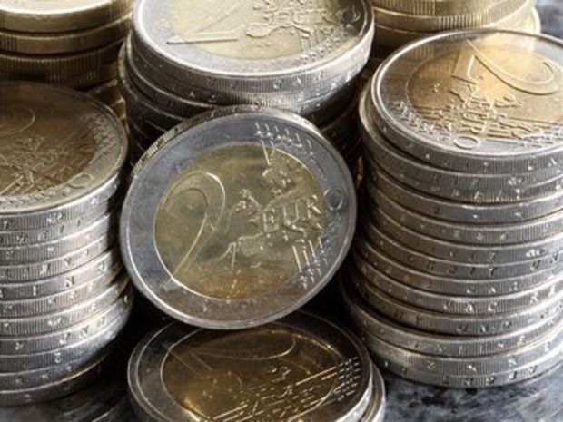 Peniaze, euro, mince