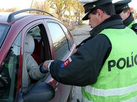 Polícia