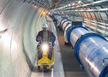 Urýchľovač LHC