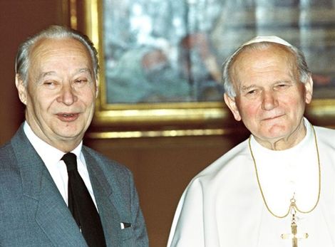 Alexander Dubček sa stretol s pápežom Jánom
Pavlom II.