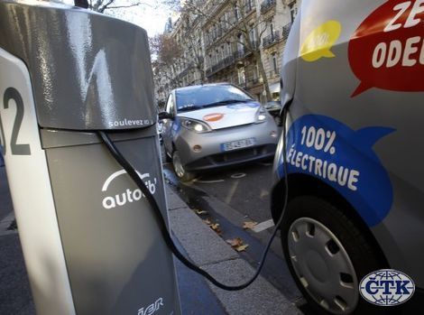 Paríž, elektromobily