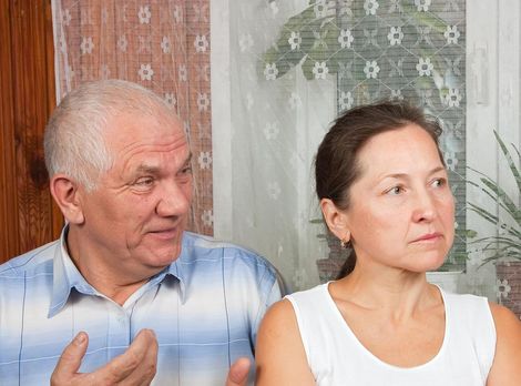 dôchodca, dôchodcovia, dôchodok, penzia, domov, dôchodcov