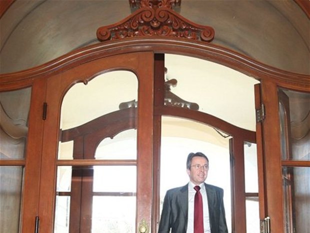 Mikloš