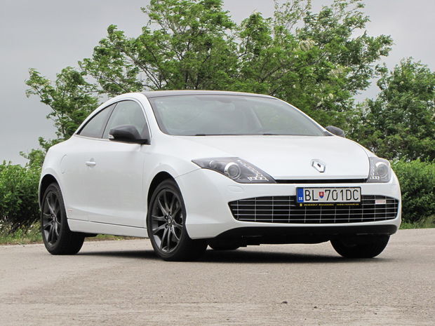 Renault Laguna Coupé po facelifte dvíha imidž celého
modelového radu. Navyše je to spoľahlivé auto.