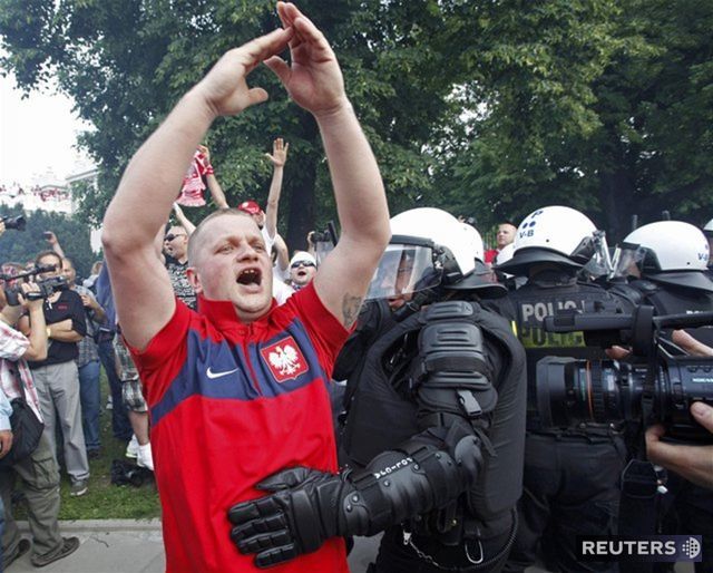 Poľský ultras.