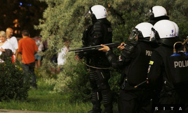 Policajné komando vo Varšave.
