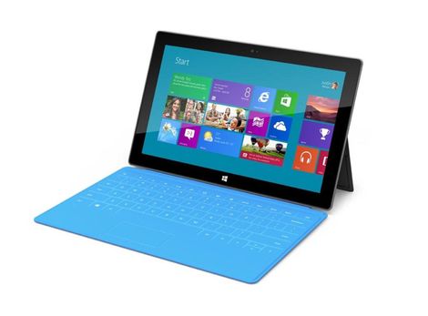 Microsoft predstavil multimediálne tablety z
rodiny Surface.