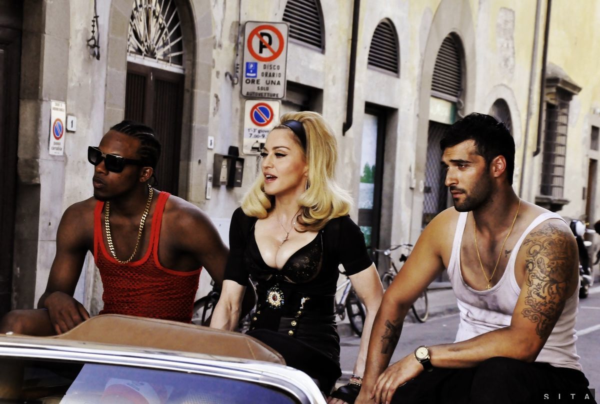 Speváčka Madonna nakrúcala videoklip ku skladbe Turn Up The
Radio v talianskej Florencii.