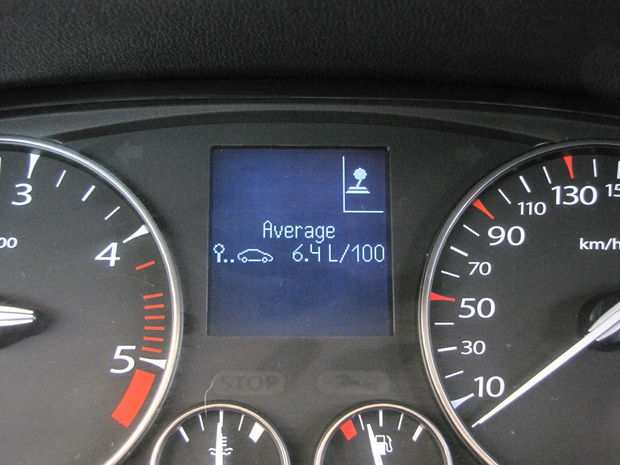 S motorom 2.0 dCi sme jazdili približne za 6,4 l/100 km.