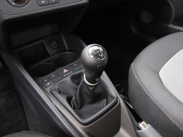Najvyšší prevodový stupeň môžete pokojne zaradiť už
pri nejakých 75 km/h.