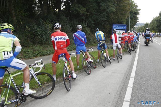 Cik-pauza cyklistov.