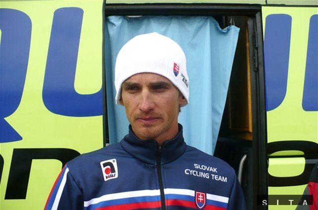 Sklamaný Peter Velits.