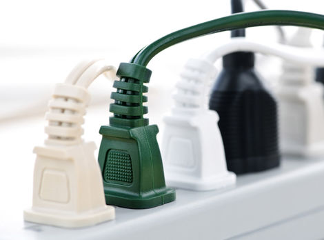 Elektrina zlacnie, rodiny ušetria vyše 20 eur ročne
