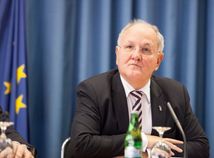 vlada, fico, caplovic
