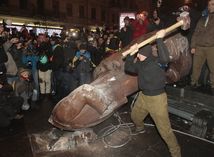 Kyjev, protest, Lenin
