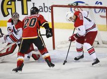 Andrej Sekera, Justin Peters, Curtis Glencross