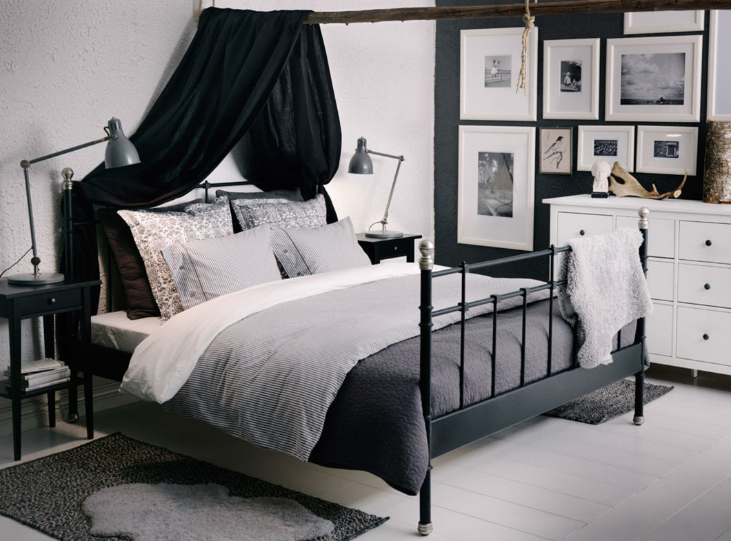 Schlafzimmer ikea gestalten: ikea bilderleiste ribba aufstellen ...
