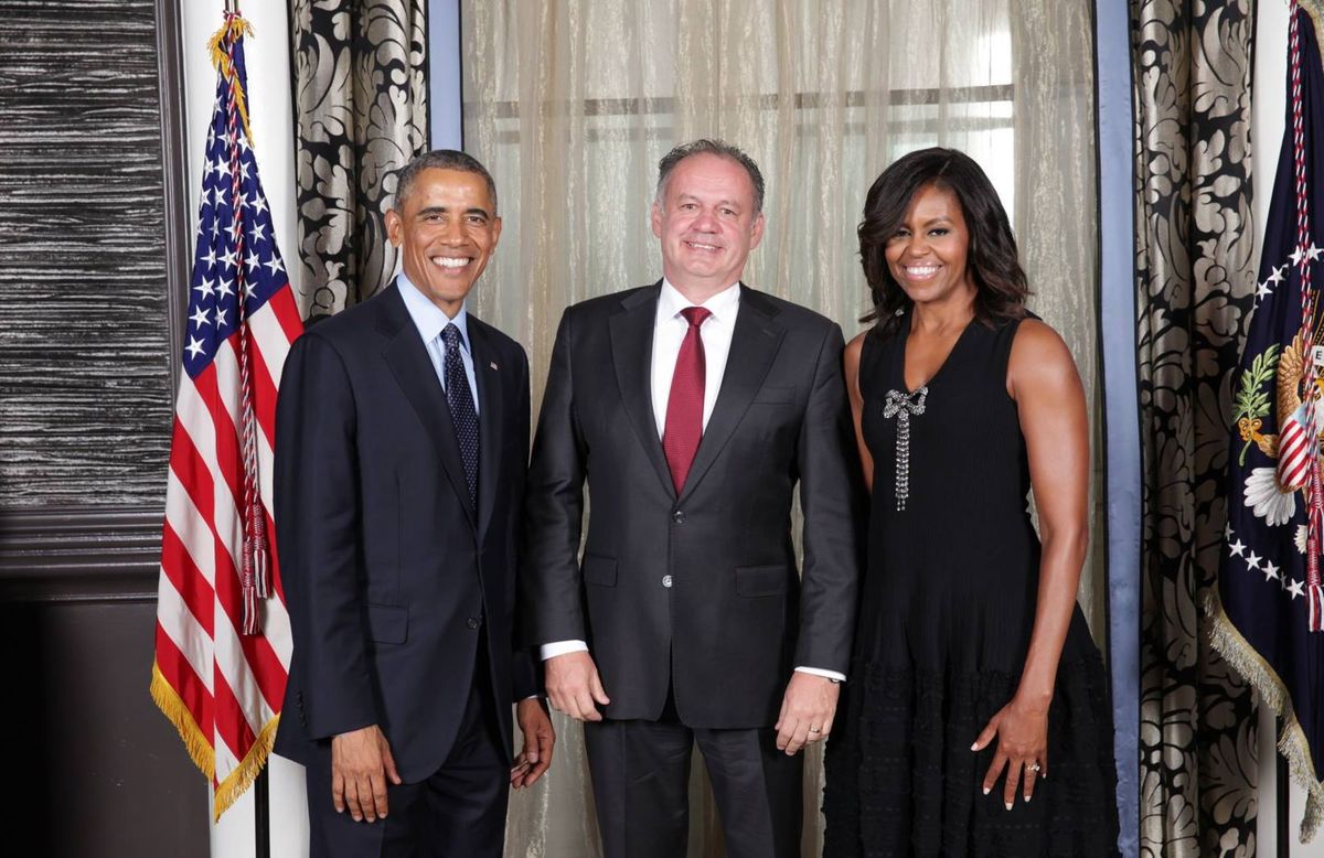 Slovenský prezident Andrej Kiska sa stretol s americkým
prezidentom Barackom Obamom a prvou dámou Michelle Obamovou.