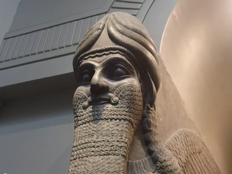 Radikáli buldozérmi zničili pamiatky v Nimrude. UNESCO: Je to vojnový zločin