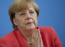 Proti Merkelovej je kvôli migrácii tretina jej poslaneckej frakcie