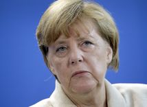 Prieskum: Obľuba Merkelovej v Nemecku klesá