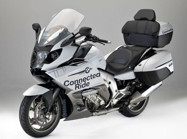 Laserové svetlo zabudovalo BMW Motorrad do luxusného
cruisera K 1600 GTL.