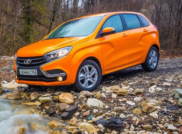 Xray charakterizuje Lada ako hatchback v štýle SUV.
Základom je platforma B0, ktorú používa Dacia.