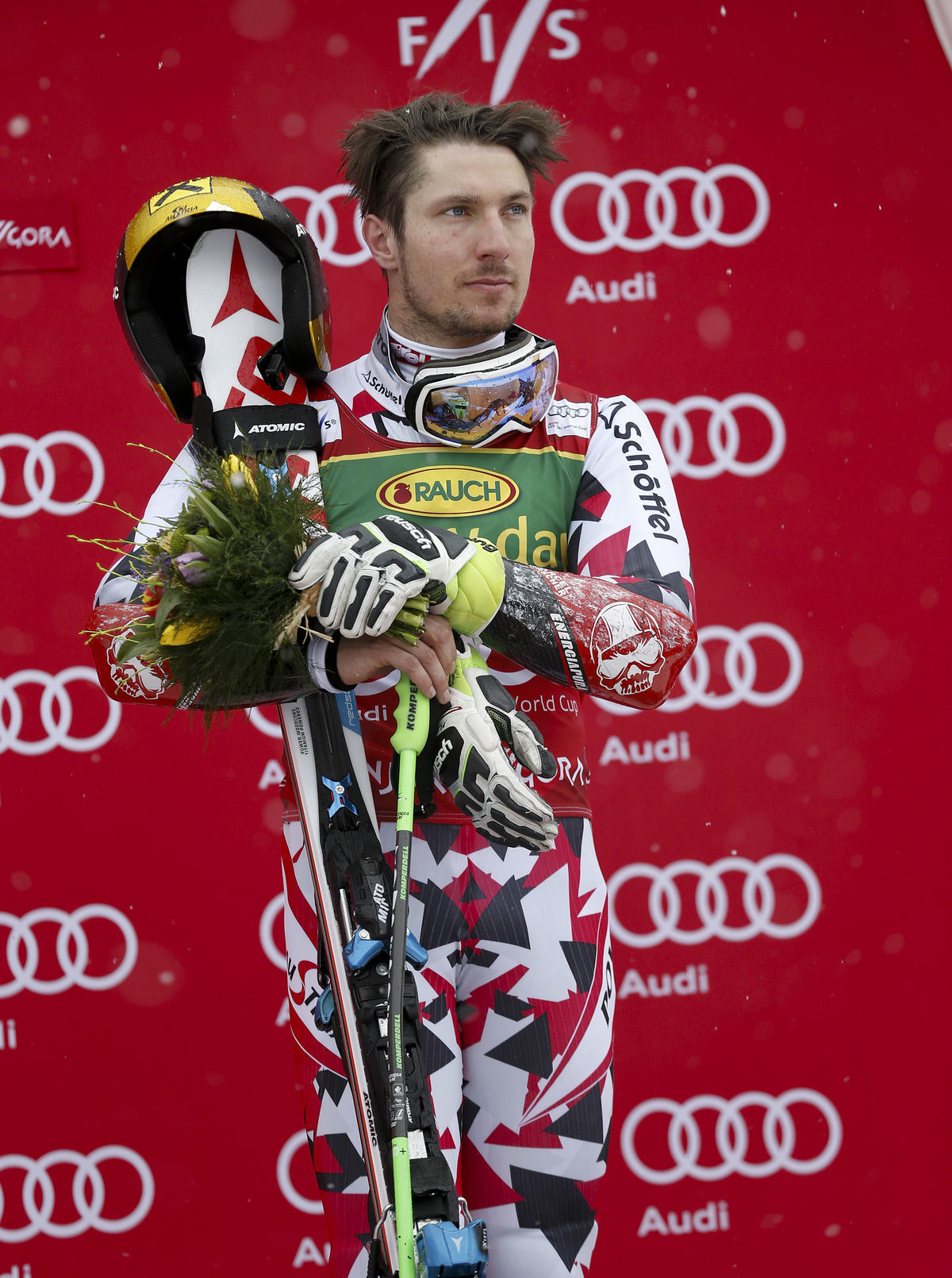 Rakúšan Marcel Hirscher po víťazstve v obrovskom slalome v
Kranjskej Gore.