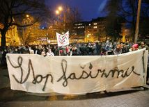V Bratislave aj Bystrici ľudia protestovali proti fašizmu