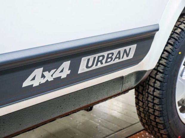 Pripájateľný pohon 4x4 a redukčná prevodovka sú
štandardom.