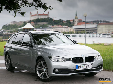 Bmw 318d touring facelift test