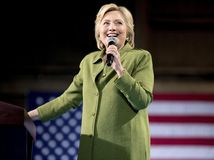 Prieskum: Clintonová po zjazde zvýšila náskok pred Trumpom