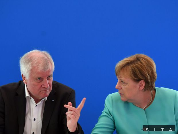 Horst Seehofer, Angela Merkelová, Angela Merkel,
