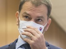 Tajomné statusy pána premiéra