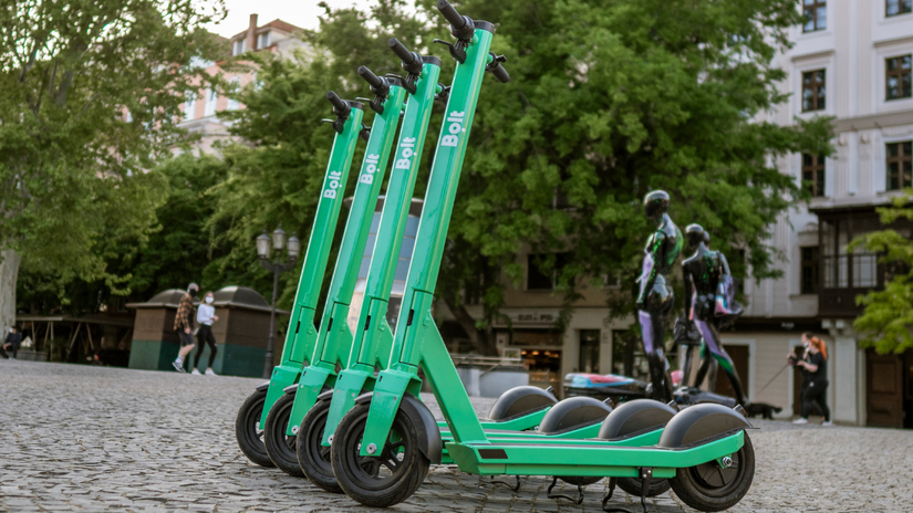Lors d’un référendum, les Parisiens ont décidé d’interdire les scooters partagés – Monde – Actualités