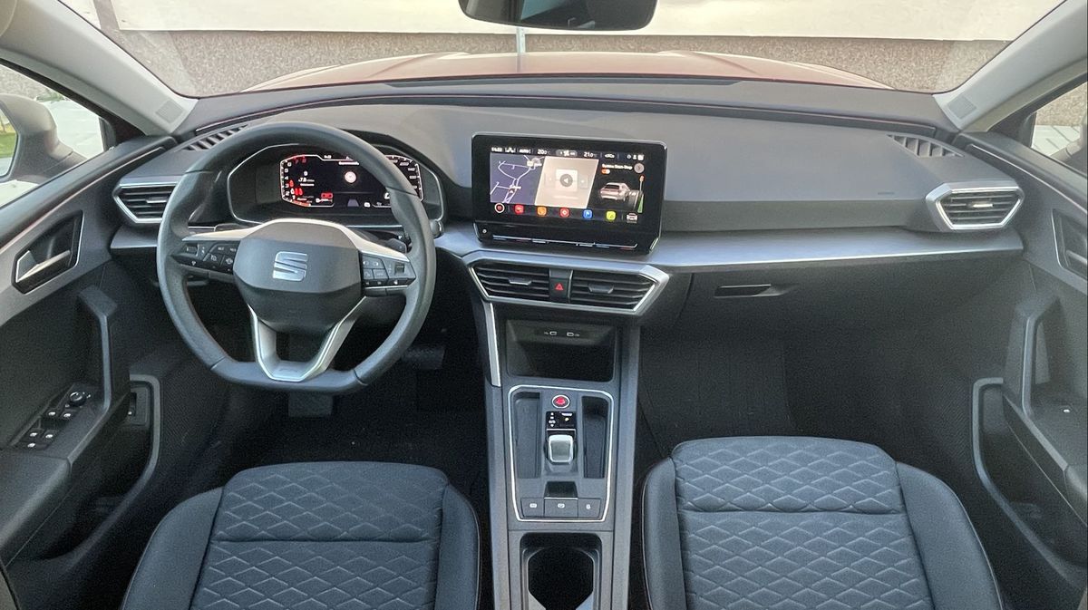 Test Seat Leon Sportstourer Tsi Poriadne Auto S Poriadnym