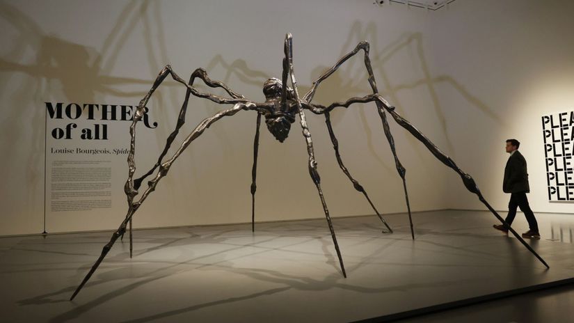 La sculpture monumentale d’araignée de Louise Bourgeois a été vendue aux enchères pour 32,8 millions de dollars – Galerie – Culture