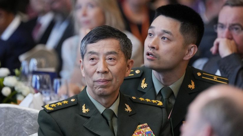 Juste une courte poignée de main.  Un général chinois a refusé de négocier avec Austin lors d’un forum à Singapour