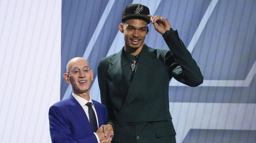 Talent générationnel.  L’unité du repêchage de la NBA est, comme prévu, un adolescent français – un talent générationnel.  Le choix du repêchage de la NBA devrait être un adolescent français