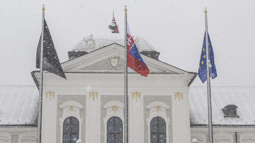 Počet obyvateľov SR opäť klesol, rozhodla kriticky nízka pôrodnosť